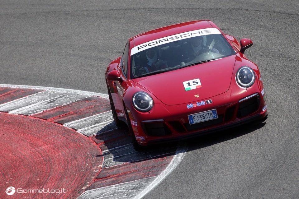 Michelin e Porsche: Quando Gomme e Auto raggiungono l’eccellenza 20