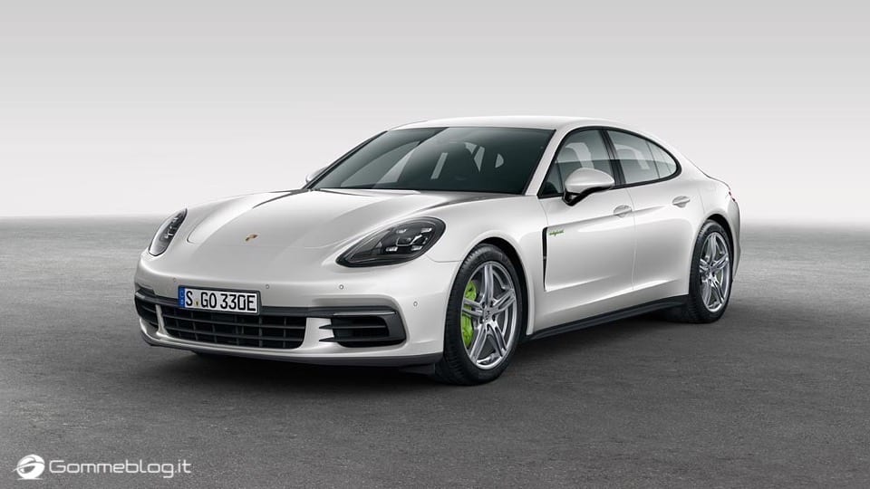 Porsche Panamera 4 E Hybrid 1