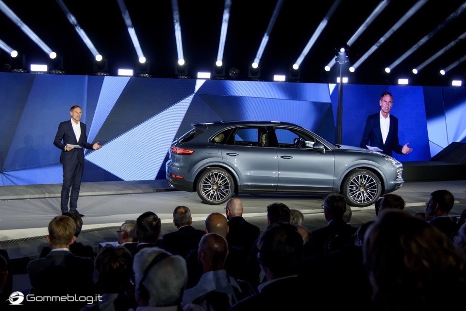 Porsche cayenne 2018 23