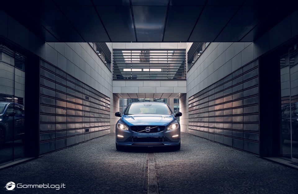 Volvo S60 e V60 Polestar: 367 CV, Aerodinamica Evoluta e Fibra di Carbonio 85