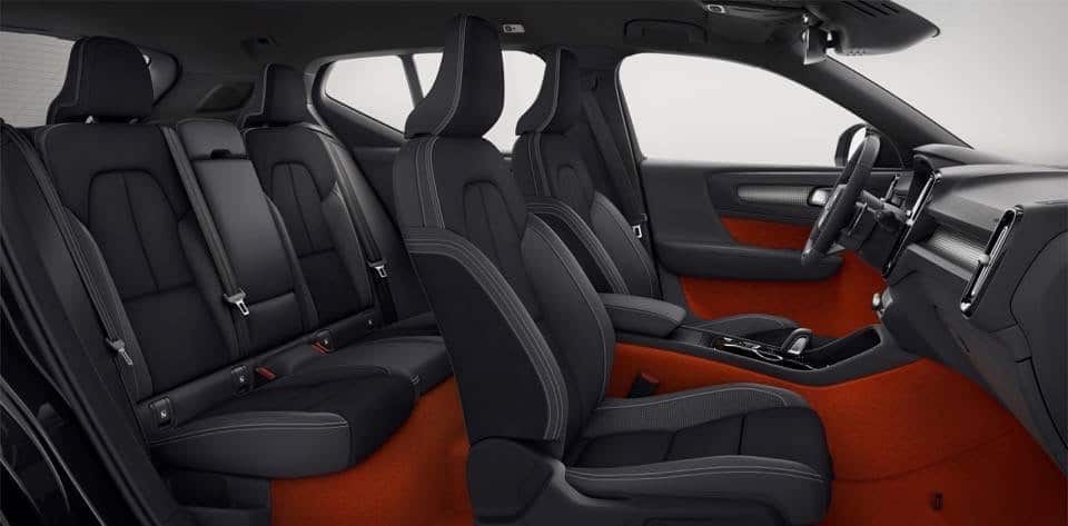 Volvo XC40: il nuovo SUV compatto di lusso 23