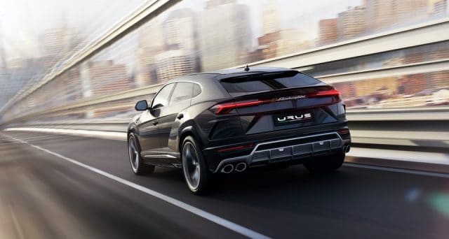 La nuova Lamborghini Urus: il primo Super Sport Utility Vehicle 26