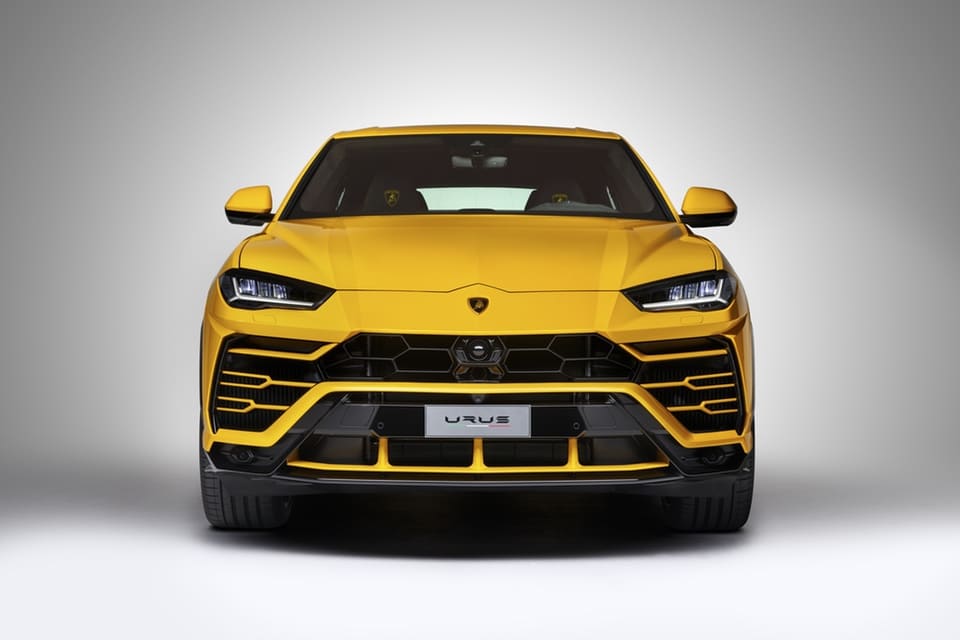 La nuova Lamborghini Urus: il primo Super Sport Utility Vehicle 9