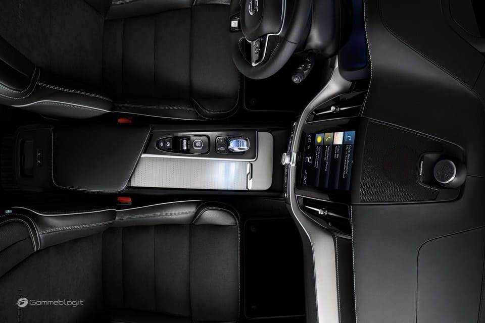 VOLVO XC60 0010