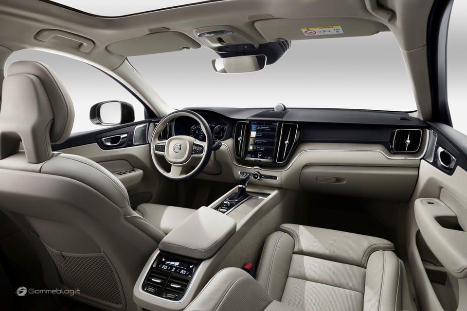 VOLVO XC60 0023