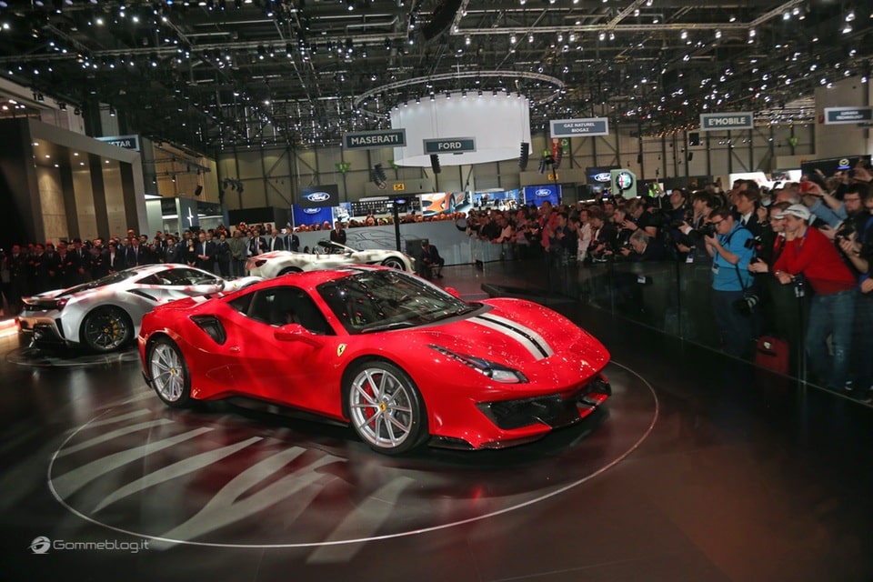 Ferrari 488 Pista e gomme Michelin Pilot Sport Cup 2 K2: Top Performance 9