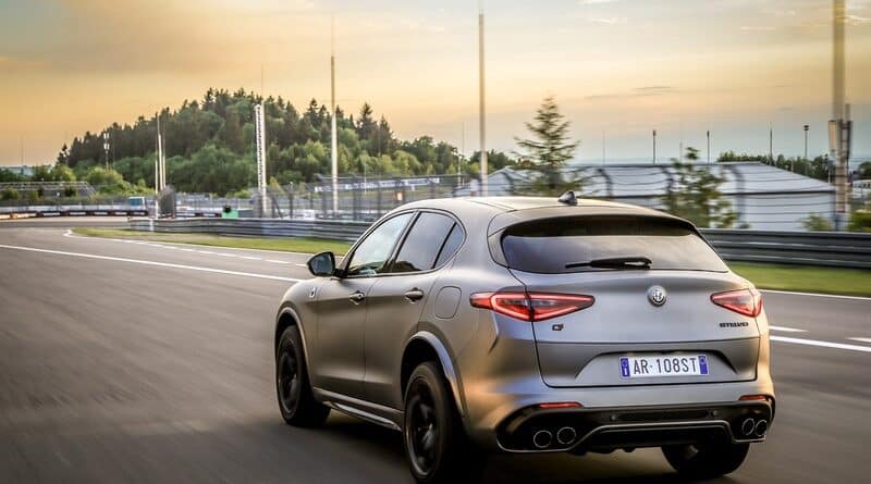 Alfa Romeo Giulia Quadrifoglio e Stelvio Quadrifoglio "NRING" 3