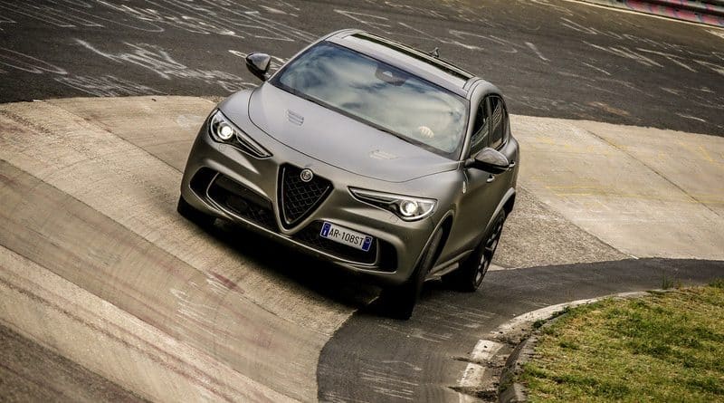 Alfa Romeo Giulia Quadrifoglio e Stelvio Quadrifoglio "NRING" 4