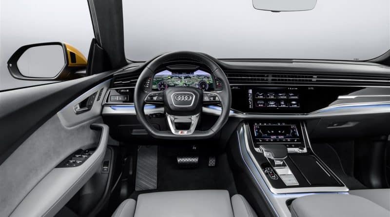media Q8 interior 04