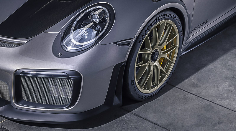 Michelin Pilot Sport Cup 2 R: Pneumatici semi-slick omologati stradali 2