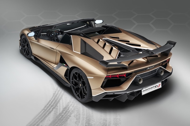 Lamborghini Aventador SVJ Roadster: Scoperta Estrema 9