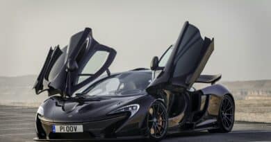 McLaren P1