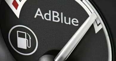 AdBlue: Cosa è, a Cosa serve e Come Usarlo 2