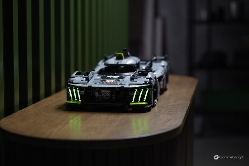 Peugeot Hypercar 9X8, ecco il NUOVO kit LEGO Technic da oltre 1.100 pezzi 7