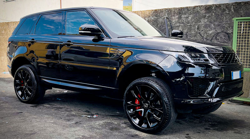 Range Rover Sport HST: Prestazioni Eccezionali. Long Test di 25.000 km 1