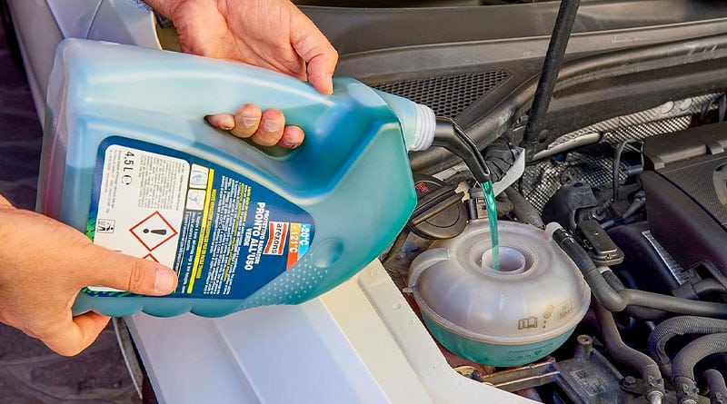 Il liquido antigelo: perche' e' importante per la tua auto