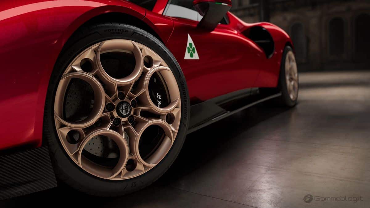Alfa Romeo 33 Stradale 00