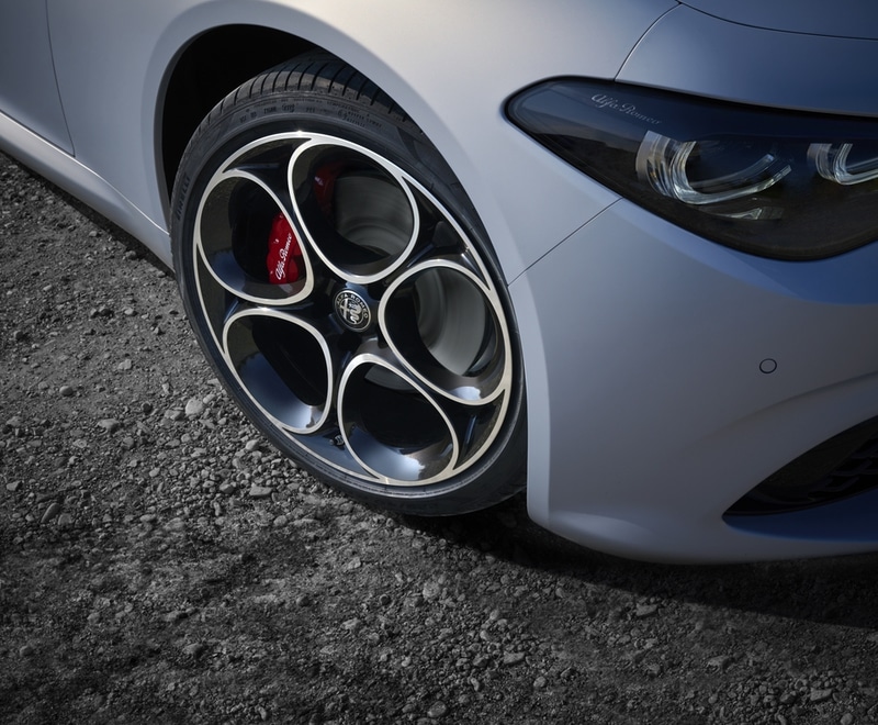 Nuove Alfa Romeo Giulia e Stelvio 2023: Arrivano i Matrix LED 2
