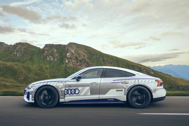 Audi RS e tron GT ice race edition 2
