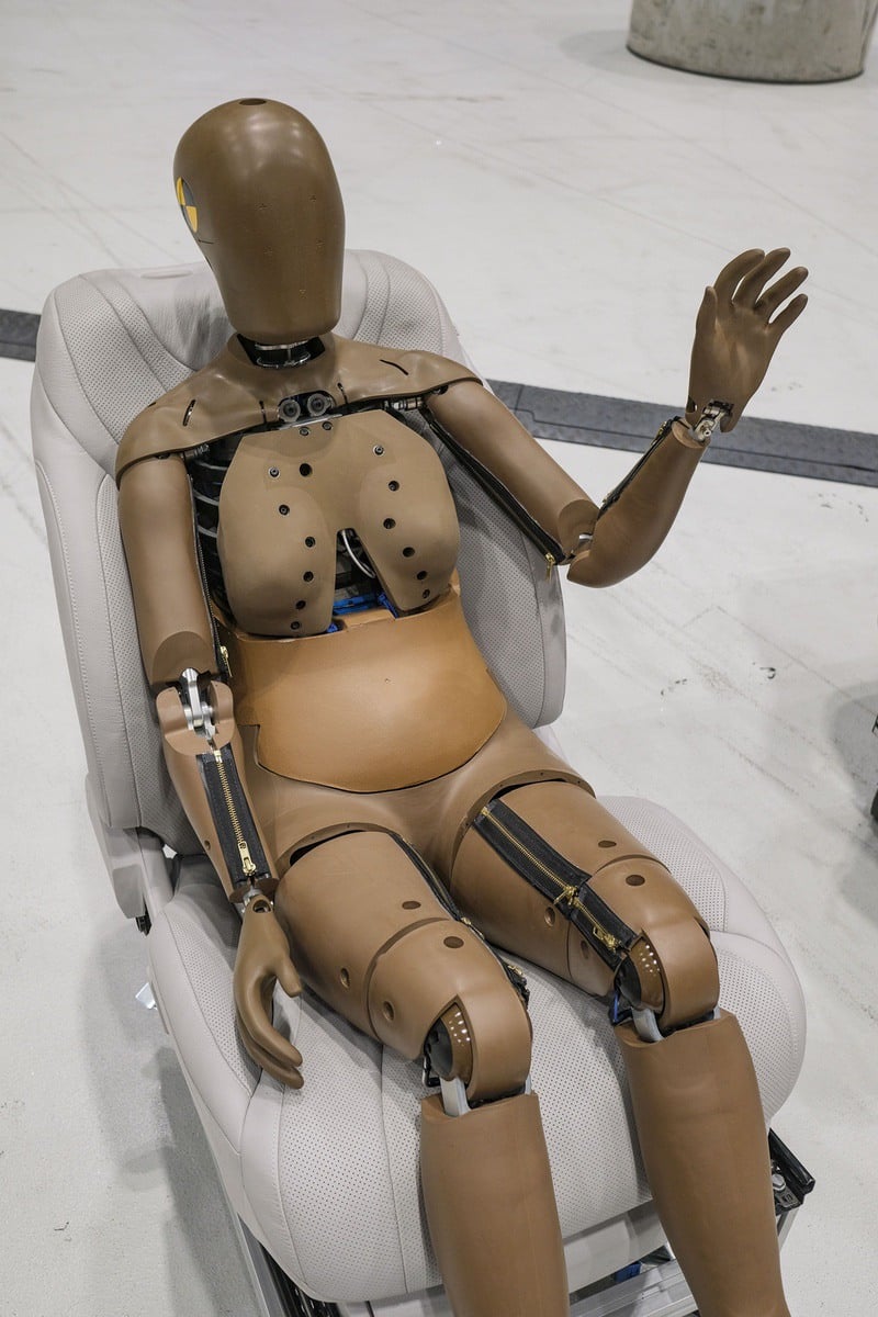 Crash Test Mercedes Elettric 22