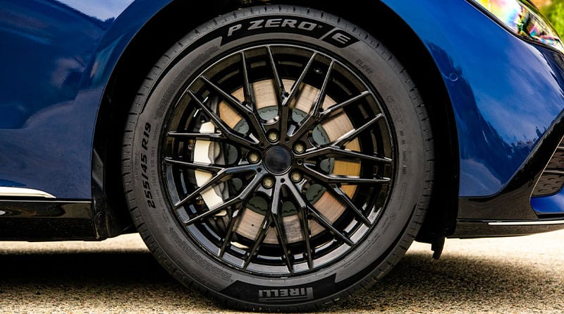 Pirelli P Zero E