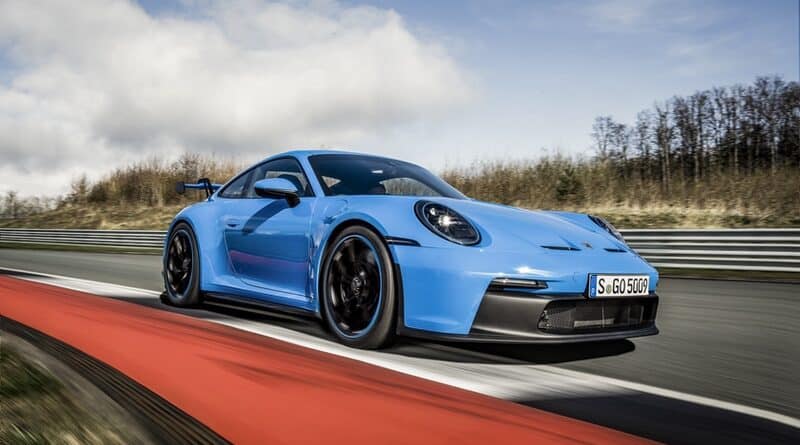 Porsche 911 GT3: Focus su Tecnica e Performance