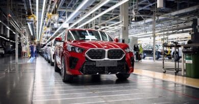 La nuova BMW X2 esce dalla linea di assemblaggio a Regensburg 7