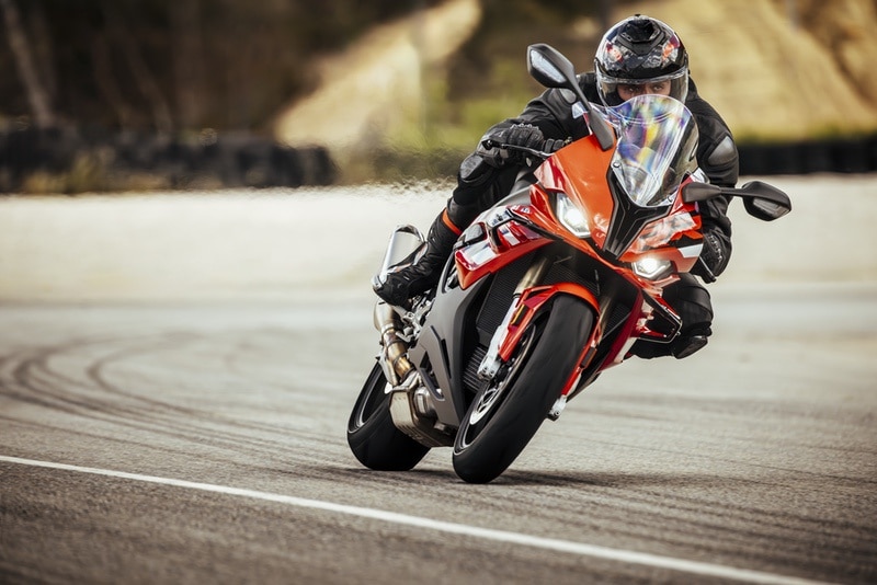 Pneumatici Moto Michelin 2024: Power 6, GP2 e Anakee Road 1