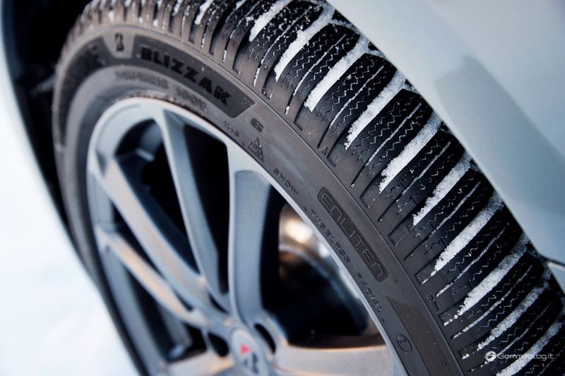Bridgestone Blizzak 6 ENLITEN: prestazioni superiori su neve, migliore frenata su bagnato 4