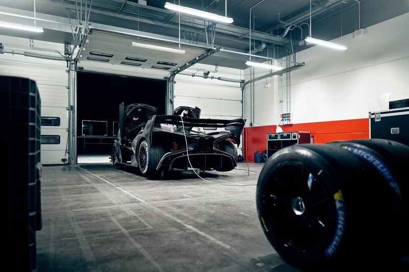 Bugatti Bolide: FOCUS sul più grande sistema frenante in carbonio mai prodotto da Brembo 7