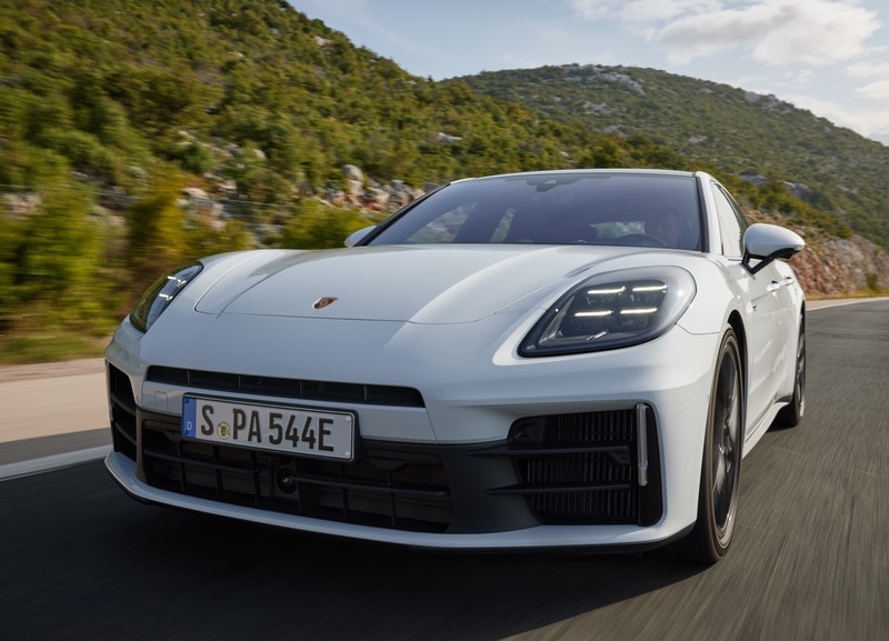 Porsche Panamera Hybrid 7