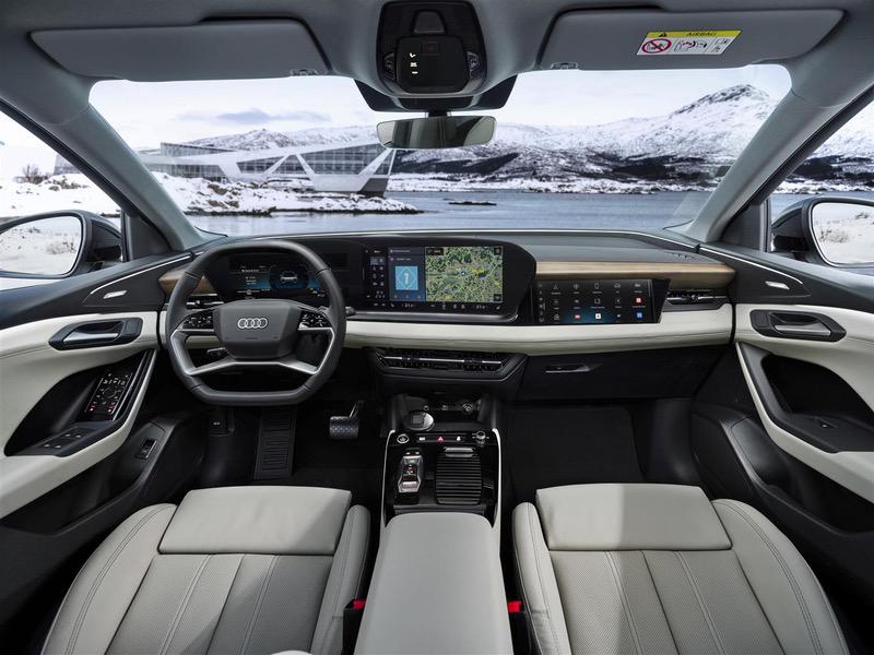 Audi Q6 e-tron: 625 km, e ricarica 255 Km in 10 Minuti 7