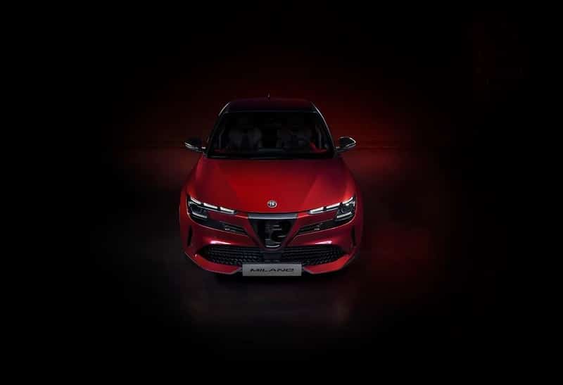 Alfa Romeo Milano 02