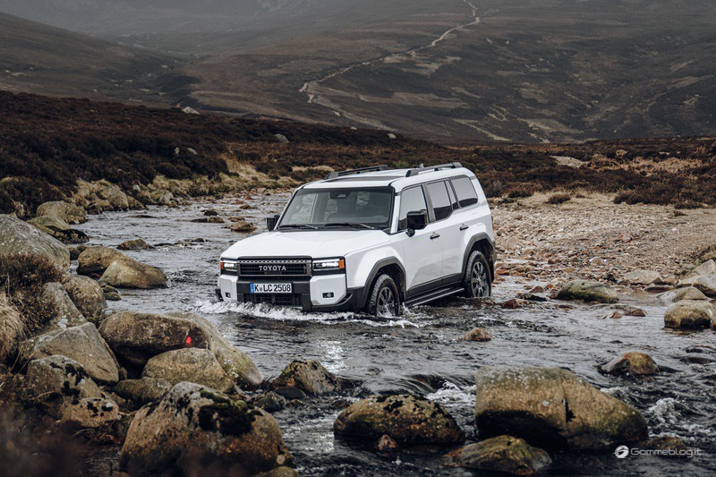 Nuovo Toyota Land Cruiser 0033