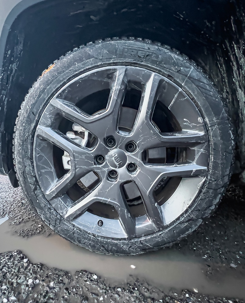 JEEP PIRELLI 5
