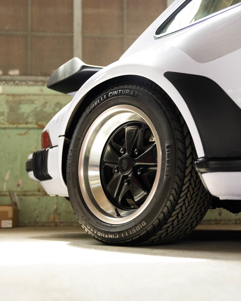 Pirelli Porsche 12