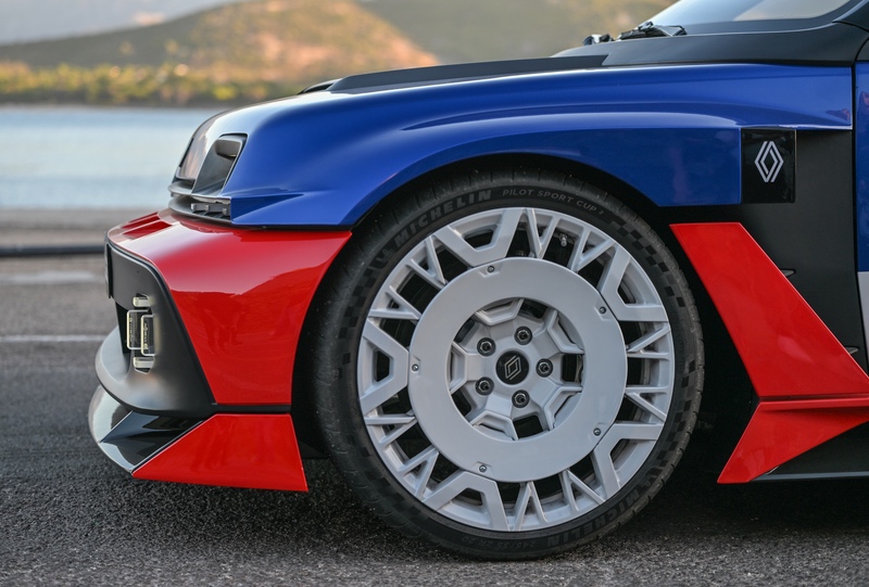 Renault 5 Turbo 3E 4