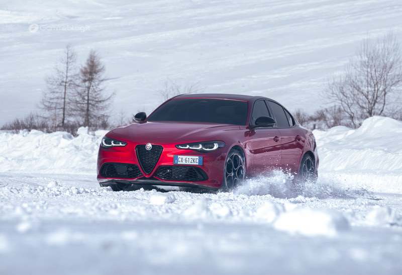 Alfa Romeo Q4 8