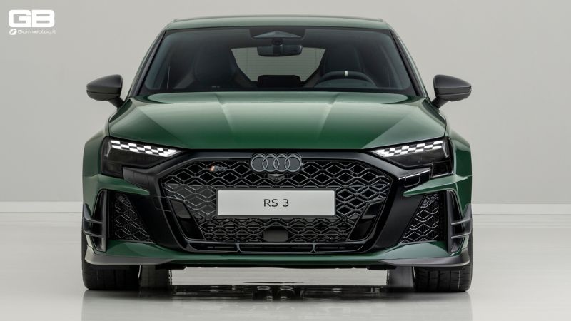 Audi RS 3 competition limited: 400 CV per celebrare i 50 anni del 5 cilindri 1 Audi RS 3 competition limited 1