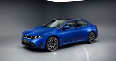 Nuova BMW i3: la Serie 3 elettrica debutta con 469 CV e 900 km di autonomia