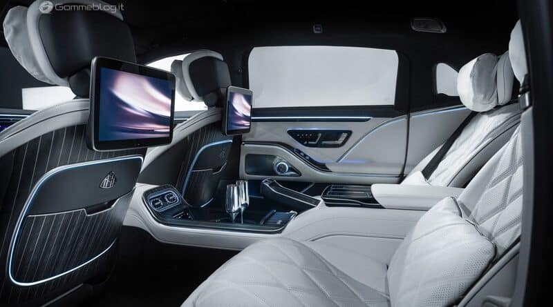 new Mercedes Maybach S Class 1