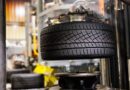 Pneumatico Continental sulla linea di produzione dello stabilimento di Korbach