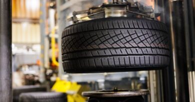 Pneumatico Continental sulla linea di produzione dello stabilimento di Korbach